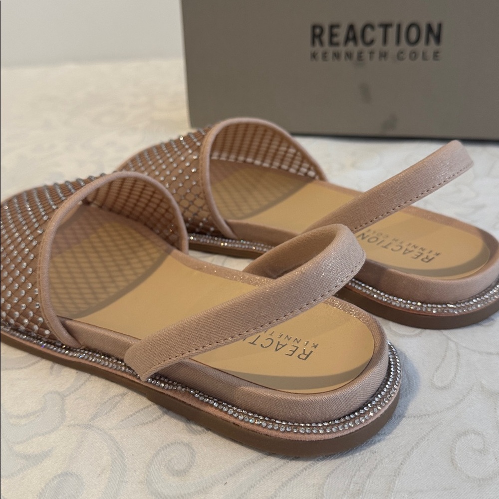Reaction Kenneth Cole Saavi Rhinestone Mesh Sandal. Ladies 8.5 - Picture 10 of 15